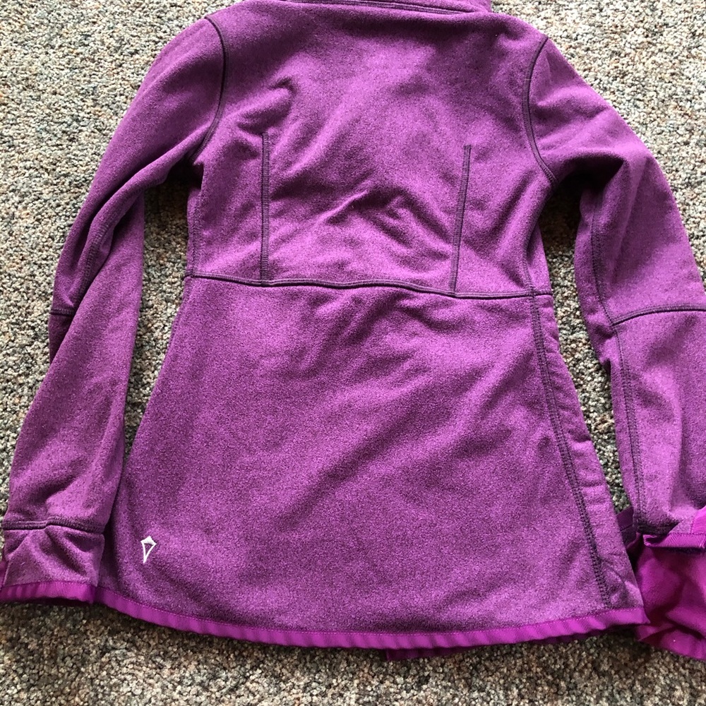 Ivivva jacket size 7 - Picture 3 of 5